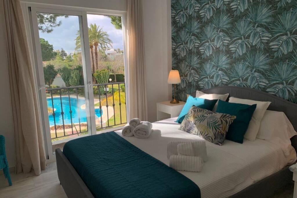 Oasis Sun Beach Costa Del Sol Estepona Exteriör bild